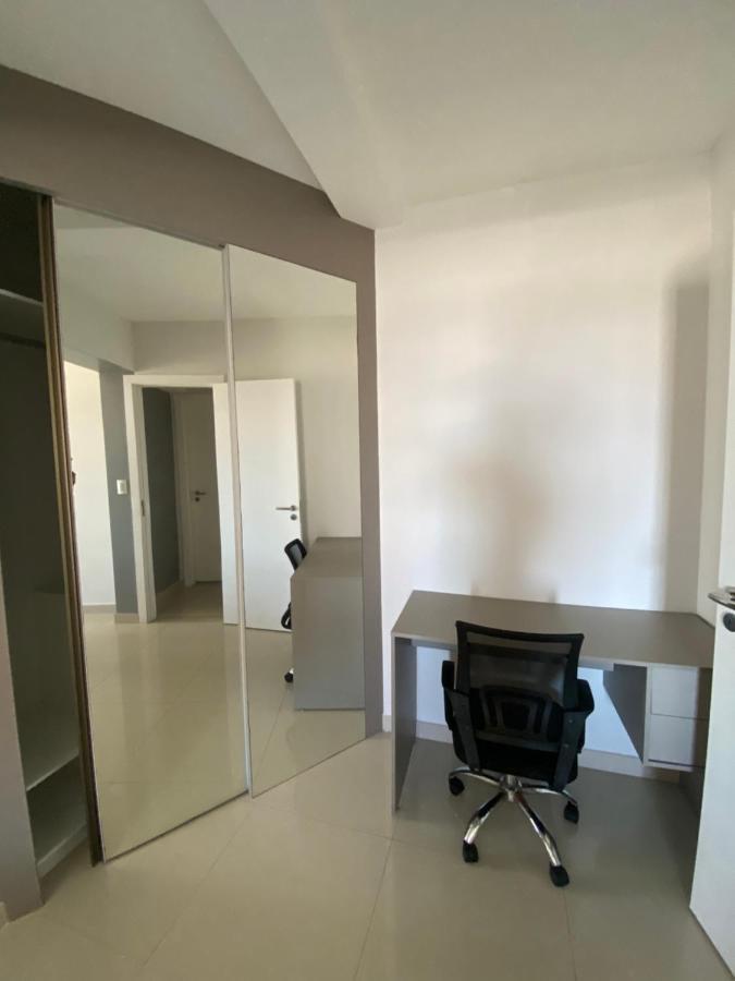 Duplex Com Hidromassagem Total De 02 Quartos E Vista Mar